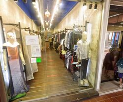 Ang Mo Kio Avenue 6 (D20), Retail #562953581